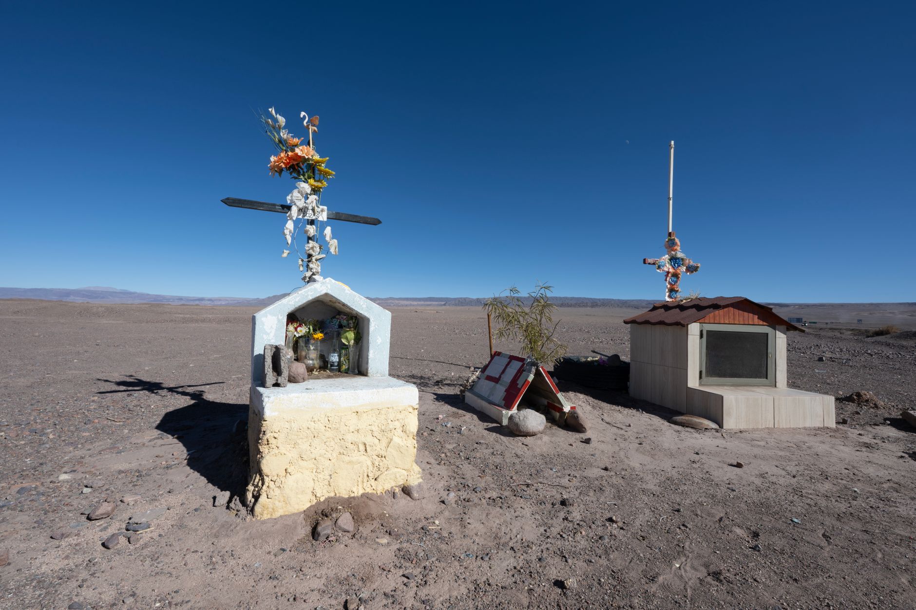 Minimalist desert architecture in Atacama